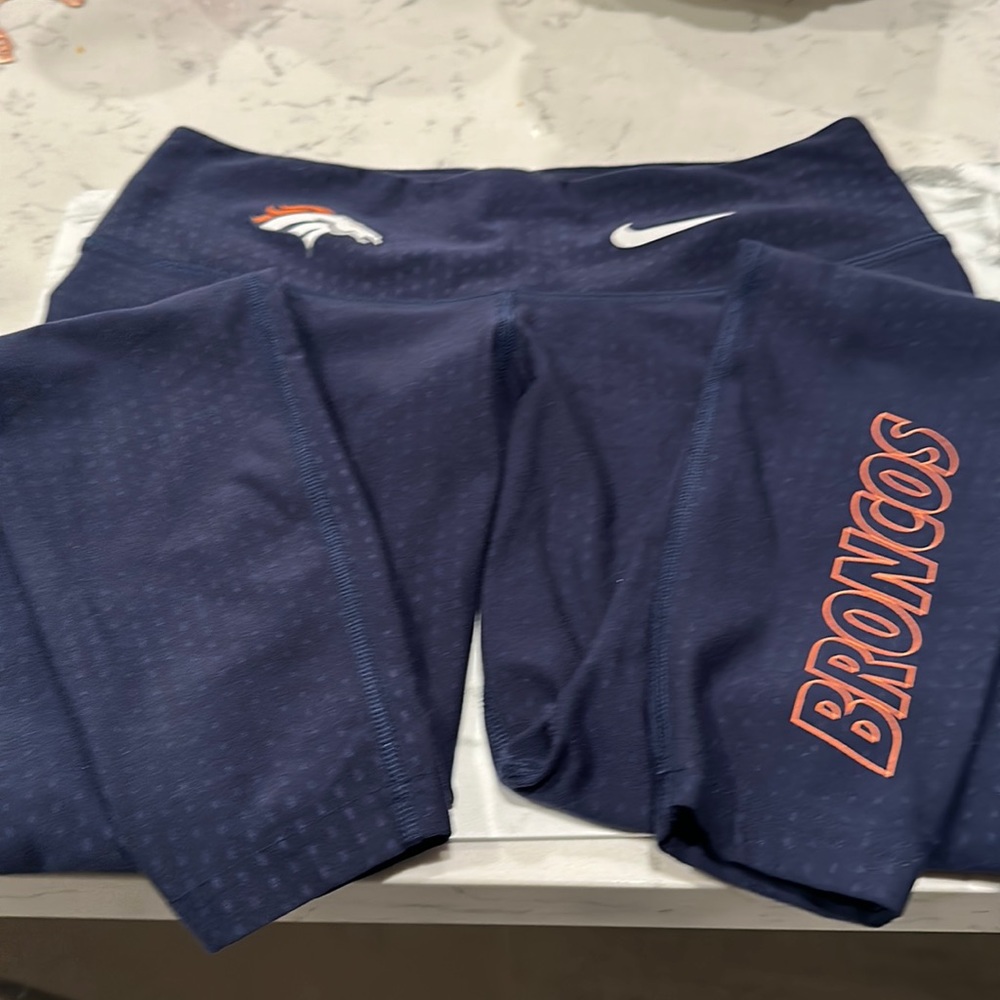 Denver Broncos Nike Leggings EUC